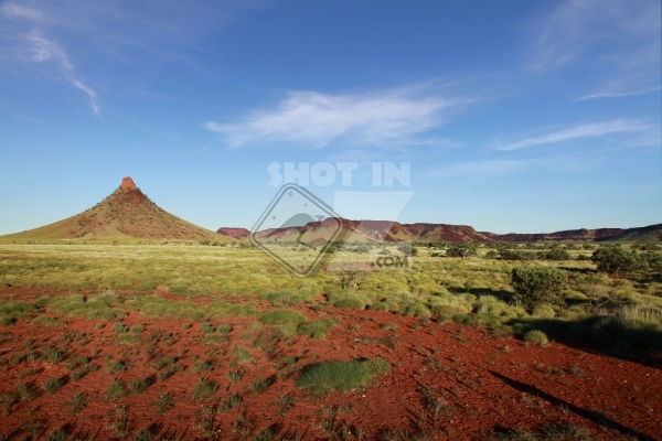 Millstream National Park - Pyramid Rock